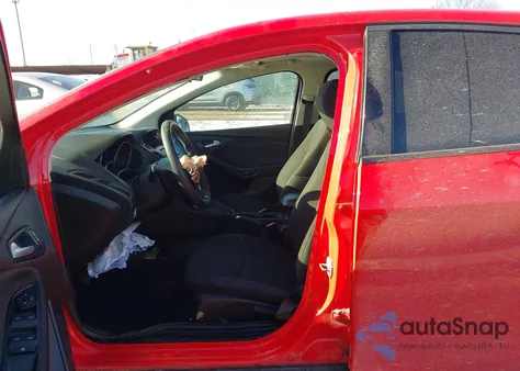 2015 Ford Focus Se z USA, uszkodzony, nr VIN 1FADP3F29FL317148